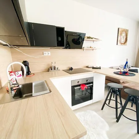 Krasny Moderny 1-izbovy Byt, Novostavba + Parking Apartament
