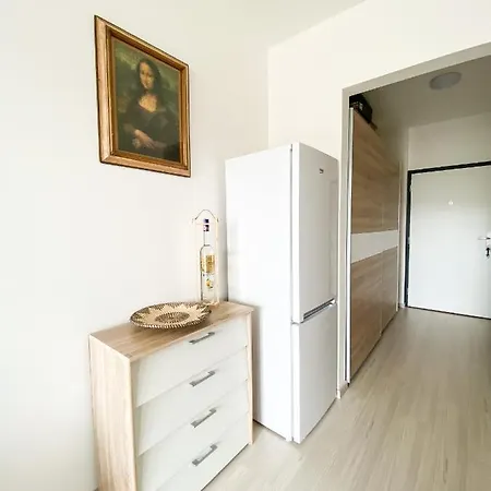 Krasny Moderny 1-izbovy Byt, Novostavba + Parking * ברטיסלאבה