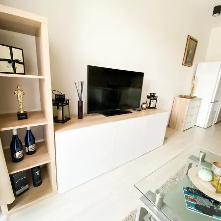 Krasny Moderny 1-izbovy Byt, Novostavba + Parking Bratislava